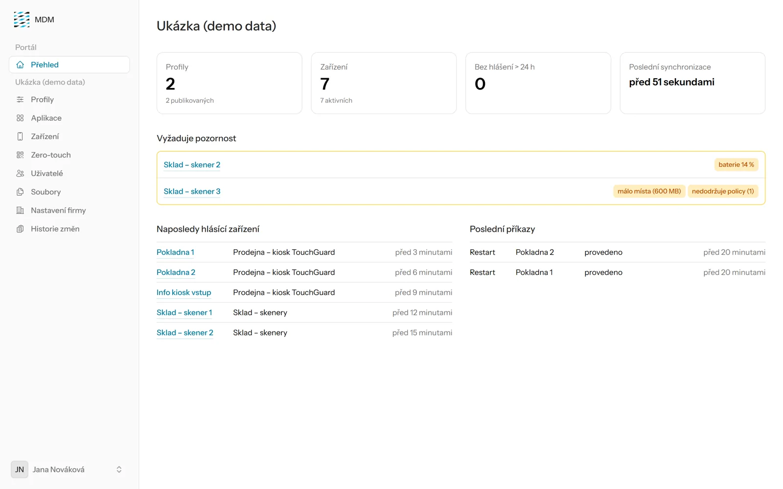 MDM 1 Company Overview in the apki MDM Console – Devices, Notifications, and Recent Commands